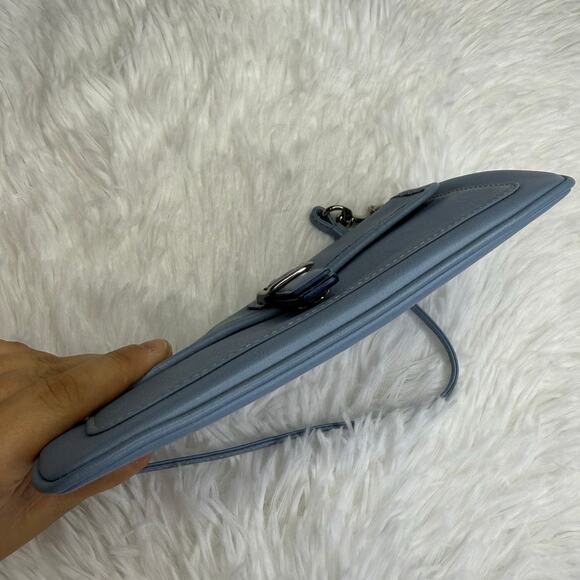 Vintage COACH y2k Soho Blue Wristlet - Picture 3 of 10